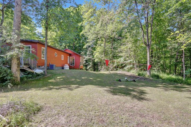 209 Maple Grove Lane, House other with 2 bedrooms, 1 bathrooms and 6 parking in South Frontenac ON | Image 24