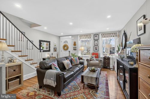 7704 Ardleigh St, PHILADELPHIA, PA, 19118-4404 | Card Image