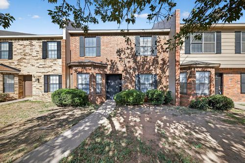 3208 Preston Dr, Midland, TX, 79707-5223 | Card Image