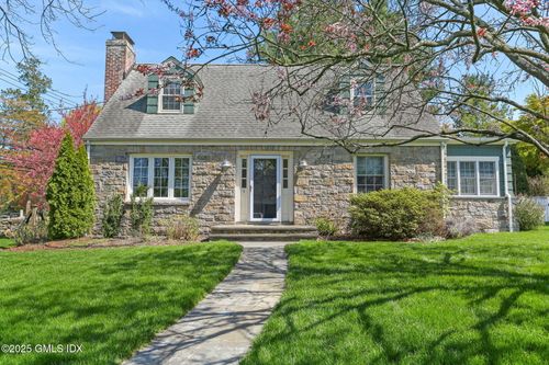 1 Ernel Dr, Riverside, CT, 06878-1533 | Card Image