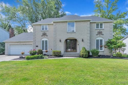 65 Autumnview Rd, Amherst, NY, 14221-1601 | Card Image