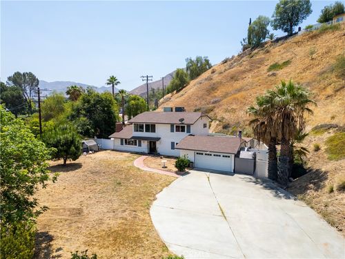 1941 Myrtlewood Ave, Colton, CA, 92324-4835 | Card Image