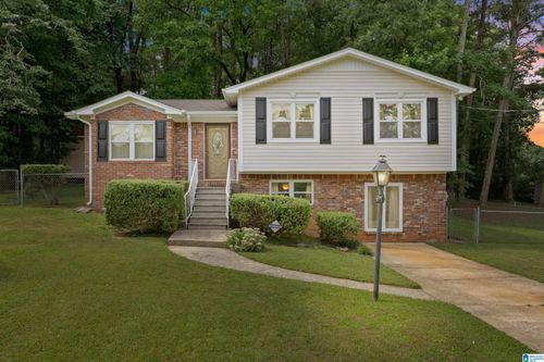 5179 Hickory Dr Ne, PINSON, AL, 35126-3655 | Card Image