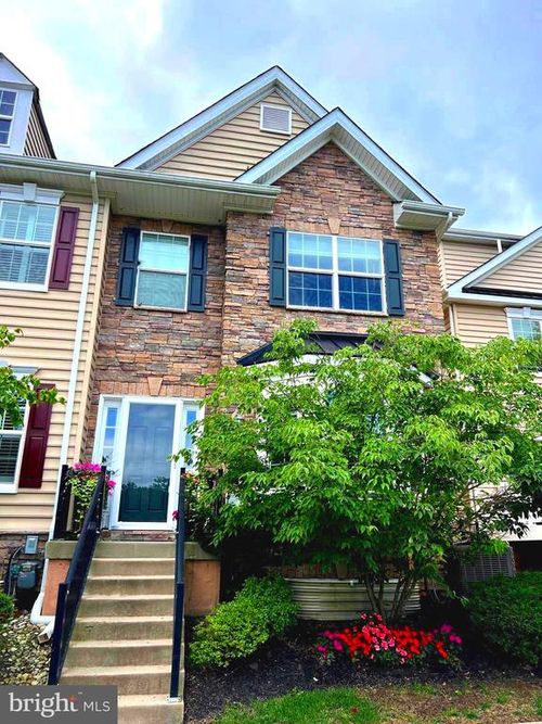 unit-17-3876 Cephas Child Rd, DOYLESTOWN, PA, 18902-9030 | Card Image