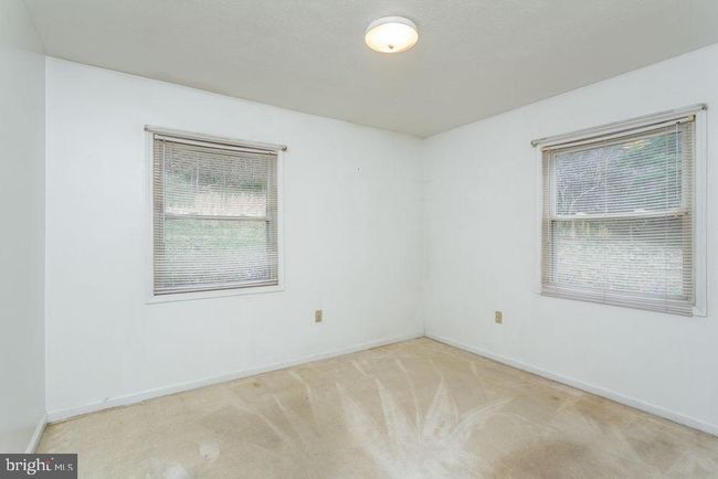 19129 Runions Creek Rd, House other with 3 bedrooms, 1 bathrooms and null parking in Broadway VA | Image 5