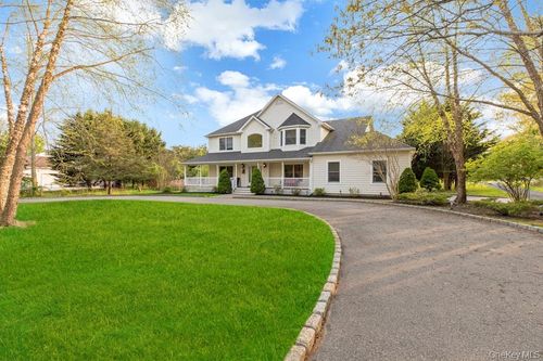 2655 Rocky Point Rd, East Marion, NY, 11939-1142 | Card Image