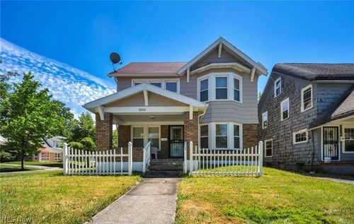 3326 Yorkshire Rd, Cleveland Heights, OH, 44118-2503 | Card Image