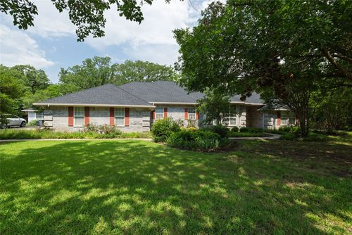 331 County Road 3418, Bridgeport, TX, 76426-6837 | Card Image