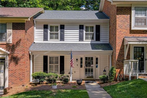 2414 Cottage Pl, Greensboro, NC, 27455-2911 | Card Image
