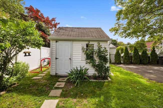 54 Mcmullen Ave, House other with 3 bedrooms, 2 bathrooms and 4 parking in Stamford CT | Image 11