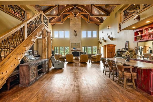 9474 Fm 524 Rd, Home with 5 bedrooms, 5 bathrooms and 3 parking in Sweeny TX | Image 8