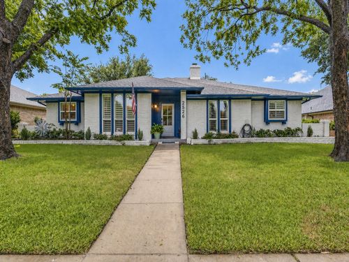2526 Dove Creek Ln, Carrollton, TX, 75006-2005 | Card Image