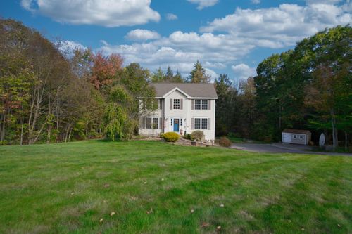 205 Copperline Dr, Epsom, NH, 03234-4037 | Card Image