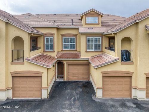 2722-17000 Wedge Pkwy, Reno, NV, 89511-3307 | Card Image