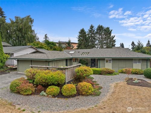 8910 Whitechuck Dr, Everett, WA, 98208-3438 | Card Image