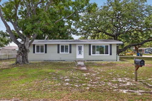749 Palm Ave, Largo, FL, 33770-4448 | Card Image