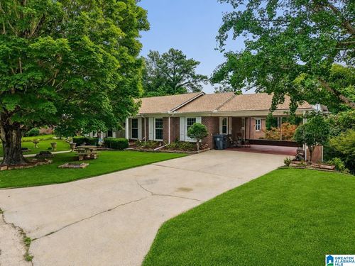 1213 Vine St, ANNISTON, AL, 36207-4015 | Card Image