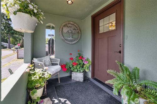 4908 N Winnifred St, Ruston, WA, 98407-3124 | Card Image