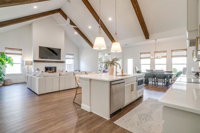 223 E Furlong, House other with 4 bedrooms, 3 bathrooms and null parking in Willow Park TX | Image 14