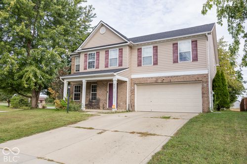 608 Rocky Meadow Dr, Greenwood, IN, 46143-7766 | Card Image