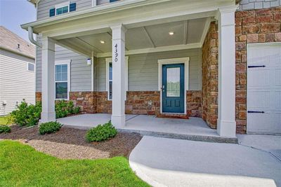 4390 Merrigold Way, House other with 5 bedrooms, 3 bathrooms and 2 parking in Fairburn GA | Image 2