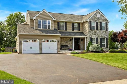1447 Bentley Dr, WARRINGTON, PA, 18976-1350 | Card Image