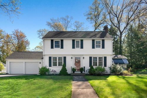 237 Burbank Rd, Longmeadow, MA, 01106-1505 | Card Image