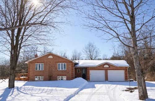 18 Smith Rd, Oxford Station, ON, K0G1T0 | Card Image