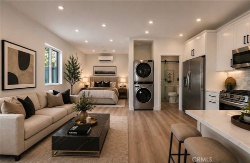 19950 Archwood St, Winnetka, CA, 91306-4319 | Card Image