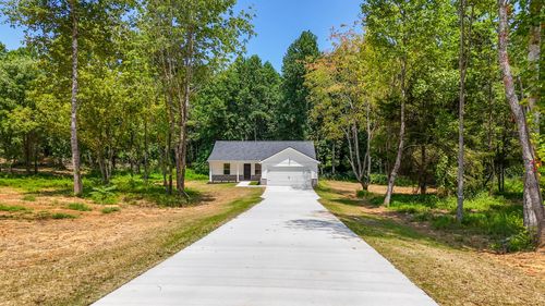 208 Crepe Myrtle Dr, Dickson, TN, 37055-2394 | Card Image