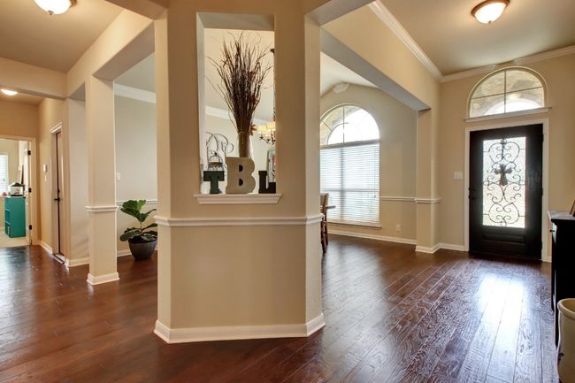 323 Chisholm Trl, House other with 4 bedrooms, 3 bathrooms and null parking in Bastrop TX | Image 13