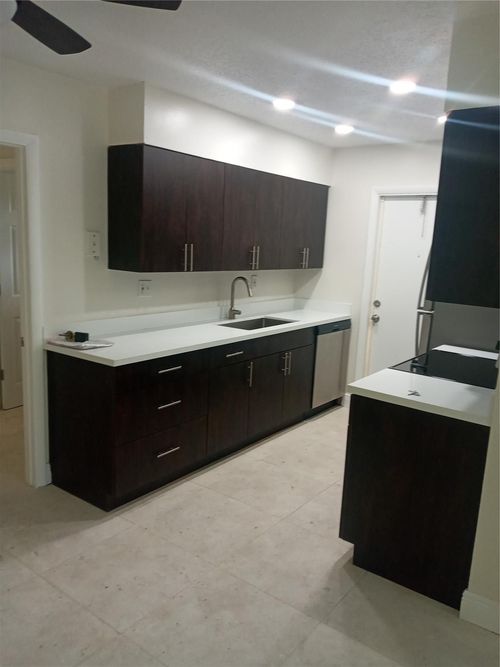 202a-7400 Kimberly Boulevard, North Lauderdale, FL, 33068 | Card Image