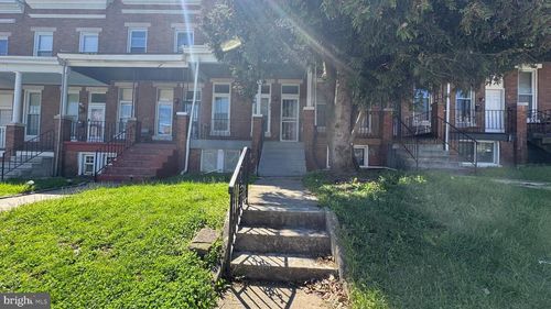 2815 Clifton Ave, BALTIMORE, MD, 21216-2827 | Card Image