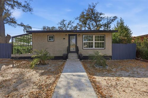 8514 N Branch Ave, TAMPA, FL, 33604-1424 | Card Image