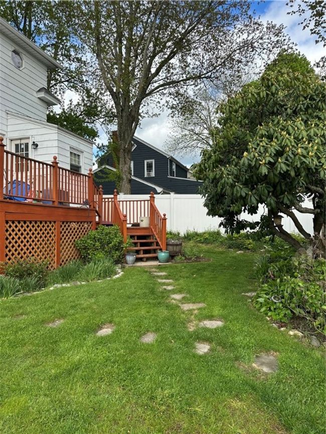 53 Wampanoag Trl, House other with 3 bedrooms, 2 bathrooms and 2 parking in Riverside RI | Image 4