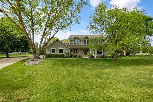 N69W28160 River Park Ct, Hartland, WI, 53029-8739 | Card Image