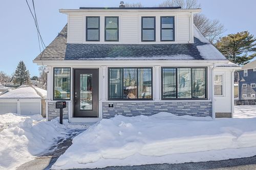 9 Sutcliffe Rd, Lynn, MA, 01904-1712 | Card Image