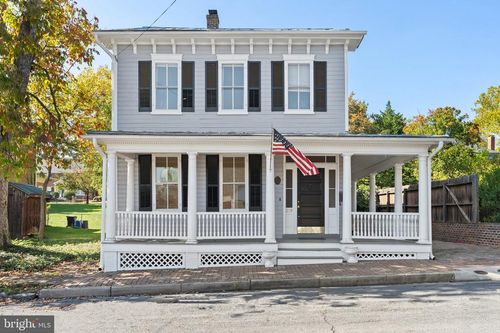 209 N Washington St, WINCHESTER, VA, 22601-3911 | Card Image