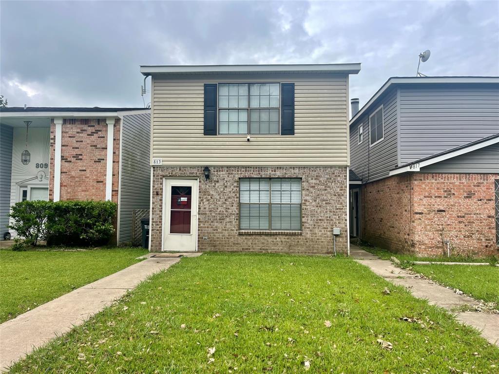 Clubside Dr, East Bernard, TX 77435