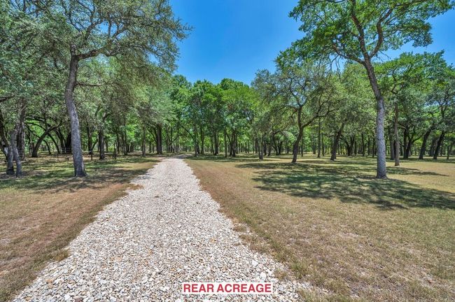 565 Lost Hunters Cyn, House other with 5 bedrooms, 5 bathrooms and 3 parking in China Spring TX | Image 84