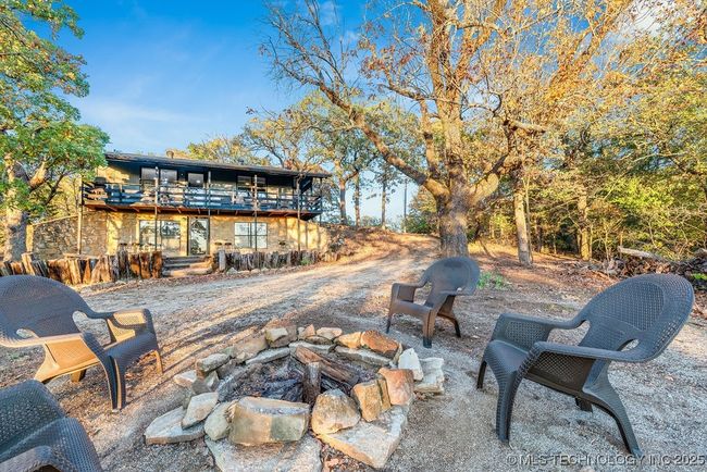 4908 Hickory Hill Dr, House other with 2 bedrooms, 2 bathrooms and null parking in Sulphur OK | Image 33
