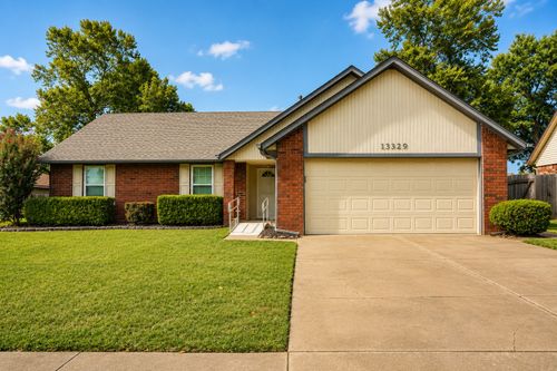 13329 E 45th St, Tulsa, OK, 74134-5861 | Card Image