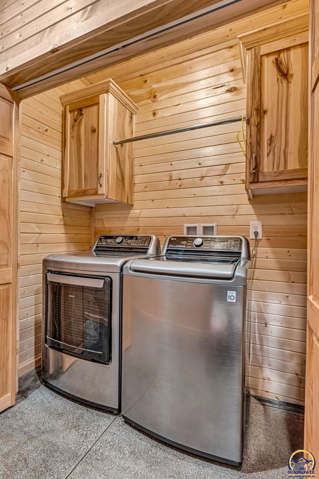 14426 110 Th St, House other with 5 bedrooms, 3 bathrooms and null parking in Oskaloosa KS | Image 30