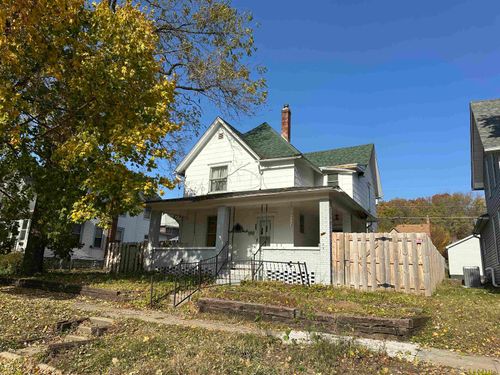 616 Bowen St, Savanna, IL, 61074-2202 | Card Image