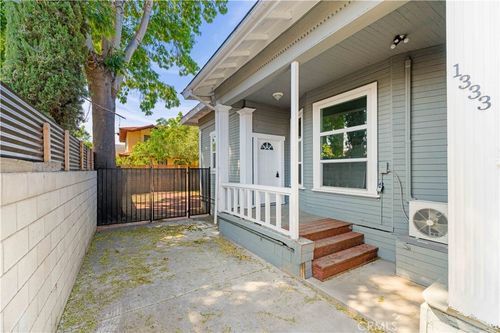 1333 S Park Ave, Pomona, CA, 91766-4421 | Card Image
