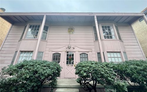 12944 Riverside Dr, Sherman Oaks, CA, 91423-2254 | Card Image