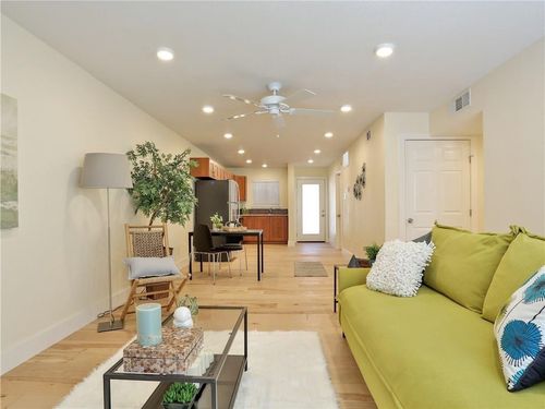 apt-241-909 Reinli St, Austin, TX, 78751-1511 | Card Image