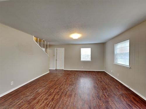 329 Deer Creek Rd, Everman, TX, 76140-4107 | Card Image