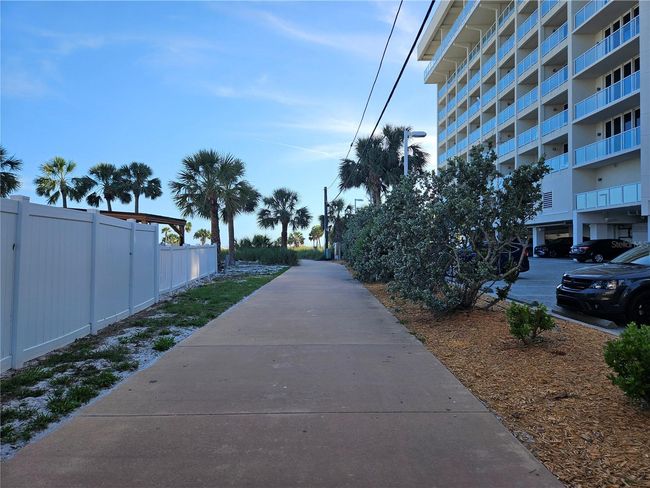 Entrance to Boardwalk & Beach | Image 40