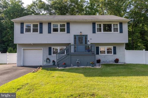 131 N Hunter Forge Rd, Newark, DE, 19713-1108 | Card Image